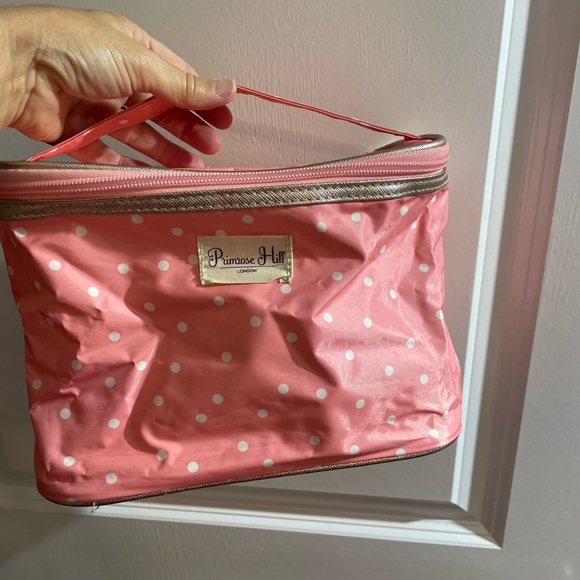 Cosmetic Bag Set - Picture 7 of 10